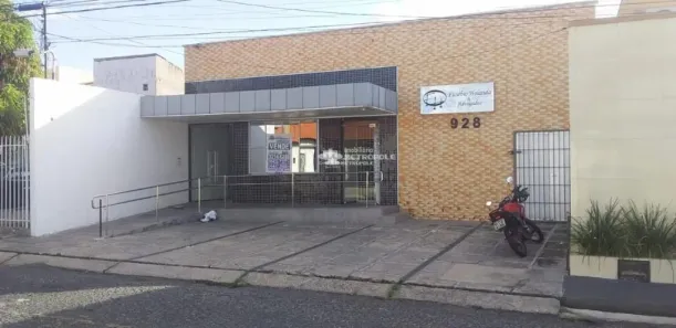 Ponto Comercial para alugar, 241m² no Centro, Teresina