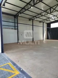 Casa com 1 Quarto à venda, 370m² no Jardim Patrícia, Uberlândia