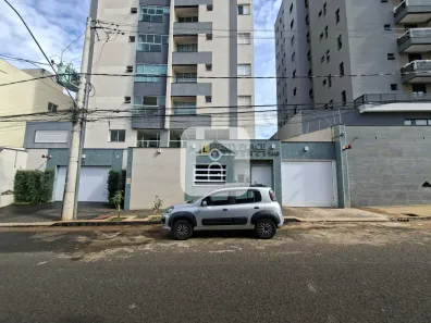 Apartamento com 2 Quartos para alugar, 56m² no Santa Mônica, Uberlândia