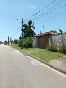 Fazenda/Sítio com 3 Quartos à venda, 105m² no Vila Erminda, Peruíbe