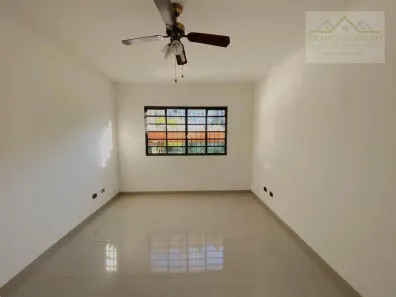Casa com 3 Quartos para alugar, 142m² no Vila Sônia, São Paulo