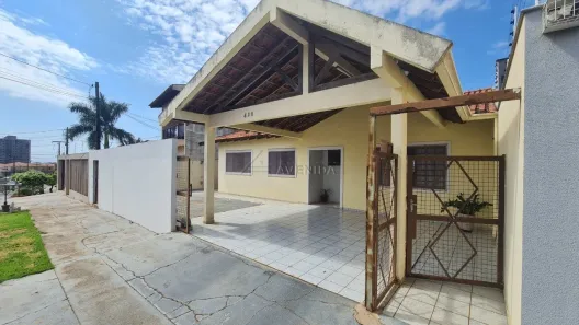 Casa com 4 Quartos à venda, 143m² no Santa Mônica, Londrina
