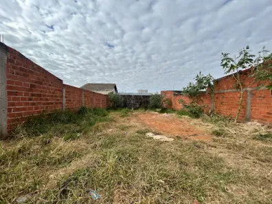 Lote/Terreno à venda, 200m² no Residencial Jardim Itália I e II Etapa, Anápolis