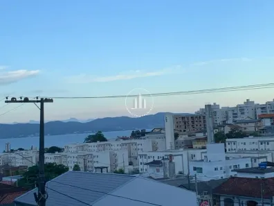Apartamento com 2 Quartos à venda, 47m² no Serraria, São José