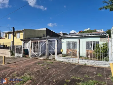Casa com 8 Quartos à venda, 337m² no Santo Antônio, Porto Alegre
