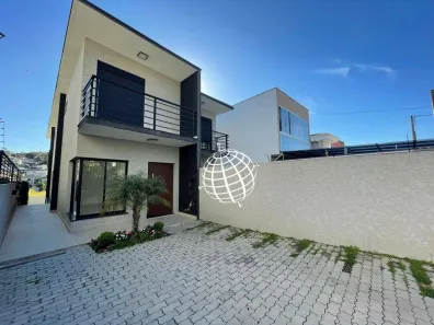 Casa com 3 Quartos para alugar, 150m² no Jardim do Lago, Atibaia