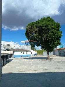 Imóvel Comercial para alugar, 1500m² no Parque Meia Lua, Jacareí