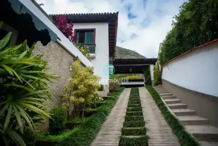 Casa com 4 Quartos à venda, 277m² no Quitandinha, Petrópolis