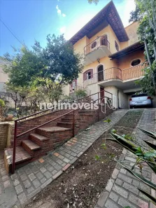 Casa com 3 Quartos à venda, 420m² no Casa Branca, Belo Horizonte