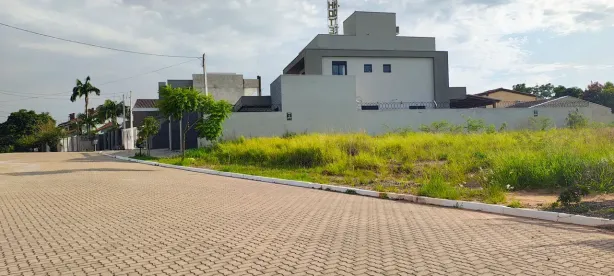 Lote/Terreno à venda, 303m² no Igara, Canoas