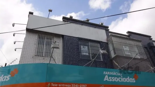 Sala Comercial com 1 Quarto para alugar, 42m² no Passo da Areia, Porto Alegre