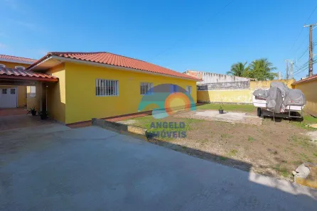 Casa com 3 Quartos à venda, 255m² no Bal Stella Maris, Peruíbe
