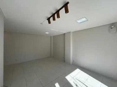 Ponto Comercial com 1 Quarto para alugar, 30m² no São Vicente, Itajaí