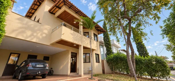 Casa de Condomínio com 3 Quartos à venda, 250m² no Loteamento Portal do Sol I, Goiânia