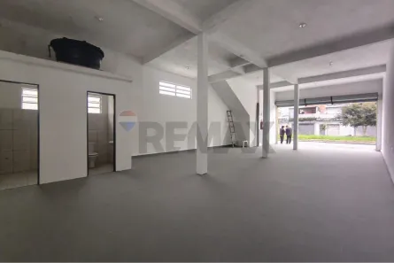 Sala Comercial para alugar, 120m² no Jardim Santista, Mauá
