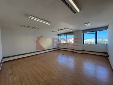 Sala Comercial para venda ou aluguel, 121m² no Santo Amaro, São Paulo