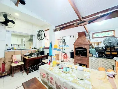 Casa com 3 Quartos à venda, 150m² no Jardim Las Palmas, Guarujá