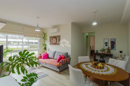 Apartamento com 2 Quartos à venda, 65m² no Jardim Carvalho, Porto Alegre