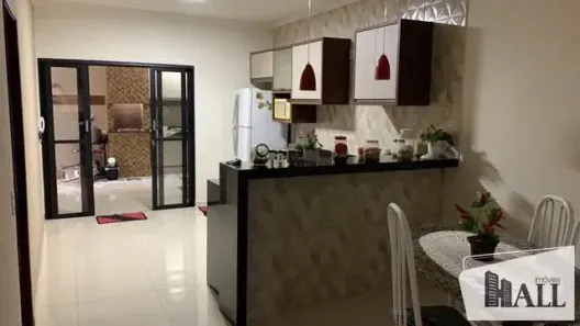 Casa com 3 Quartos à venda, 250m² no Jardim Caparroz, São José do Rio Preto