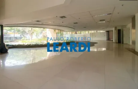 Ponto Comercial para alugar, 1560m² no Cidade Monções, São Paulo