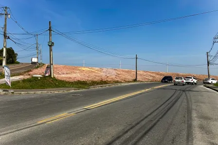 Lote/Terreno à venda, 180m² no Lamenha Grande, Almirante Tamandaré