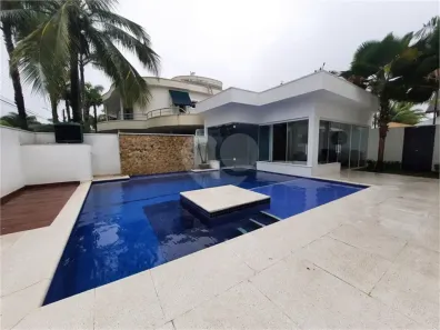 Casa com 5 Quartos à venda, 460m² no Jardim Acapulco, Guarujá