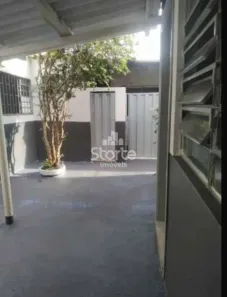 Casa com 1 Quarto para alugar, 35m² no Santa Mônica, Uberlândia