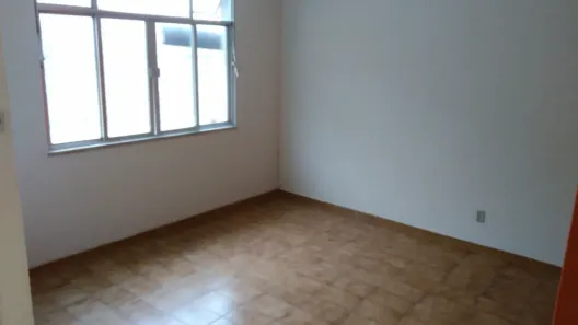 Casa com 2 Quartos à venda, 720m² no Quintino Bocaiúva, Rio de Janeiro