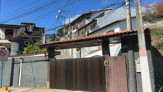 Casa de Condomínio com 3 Quartos para alugar, 90m² no Centro, Maricá