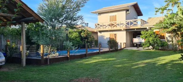 Casa com 4 Quartos à venda, 180m² no Araçatuba, Imbituba