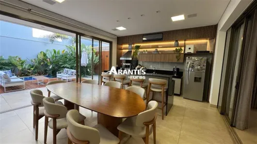 Casa de Condomínio com 4 Quartos à venda, 331m² no Gávea, Uberlândia