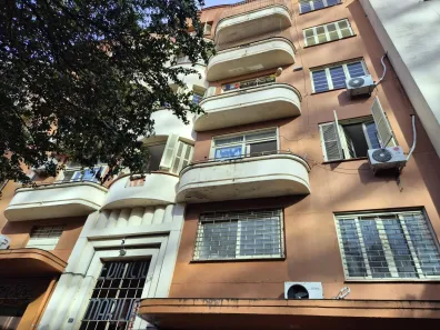 Apartamento com 2 Quartos à venda, 77m² no Centro Histórico, Porto Alegre