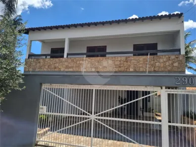 Sobrado com 4 Quartos à venda, 380m² no Jardim Imperador, Araraquara