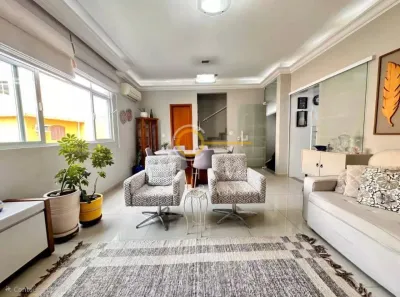 Sobrado com 3 Quartos à venda, 135m² no Gonzaga, Santos