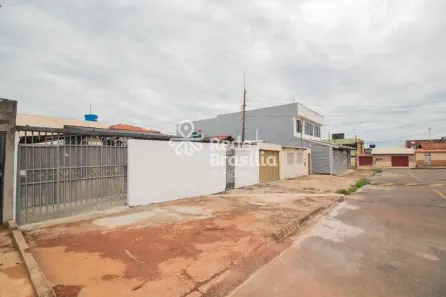 Casa com 3 Quartos à venda, 100m² no Setor Residencial Oeste, Brasília