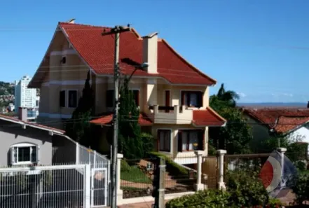 Casa com 4 Quartos à venda, 450m² no Vila Assunção, Porto Alegre