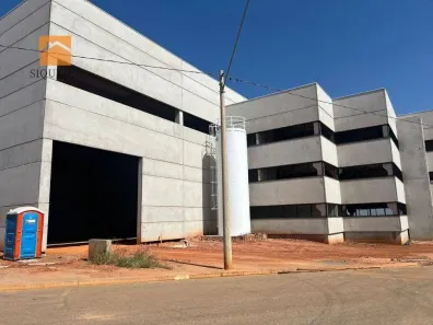 Galpão/Depósito/Armazém para alugar, 1300m² no Iporanga, Sorocaba