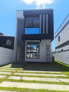 Sobrado com 3 Quartos à venda, 140m² no Ingleses do Rio Vermelho, Florianópolis
