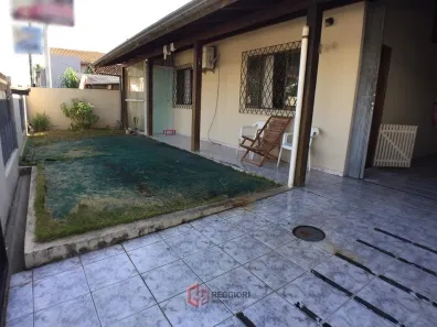 Casa com 3 Quartos à venda, 101m² no Centro, Balneário Camboriú