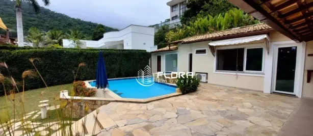 Casa de Condomínio com 3 Quartos à venda, 230m² no Itaipu, Niterói