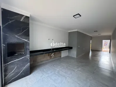 Casa com 3 Quartos à venda, 87m² no Novo Mundo, Uberlândia