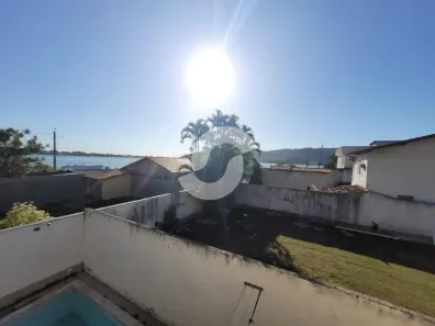 Casa com 4 Quartos à venda, 335m² no Piratininga, Niterói