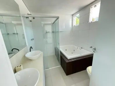 Apartamento com 3 Quartos para alugar, 130m² no Ariribá, Balneário Camboriú