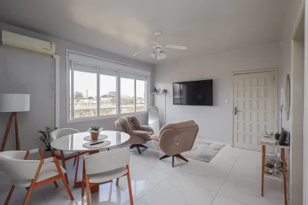 Apartamento com 3 Quartos à venda, 127m² no Navegantes, Porto Alegre