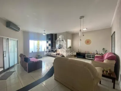 Casa com 3 Quartos à venda, 209m² no Jardim Amélia, Americana