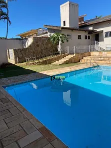 Casa com 3 Quartos para alugar, 370m² no Samambaia Parque Residencial, Atibaia