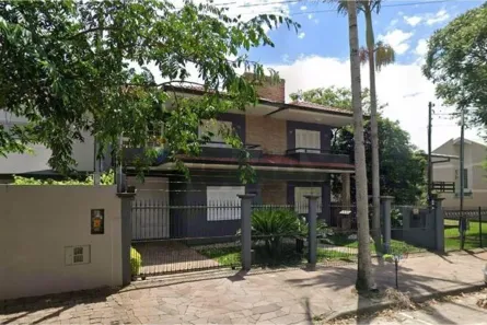 Casa com 4 Quartos para alugar, 260m² no Lucas Araújo, Passo Fundo