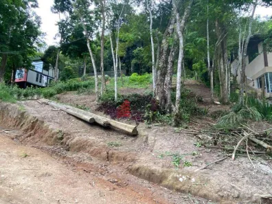 Lote/Terreno à venda, 450m² no Itaipu, Niterói