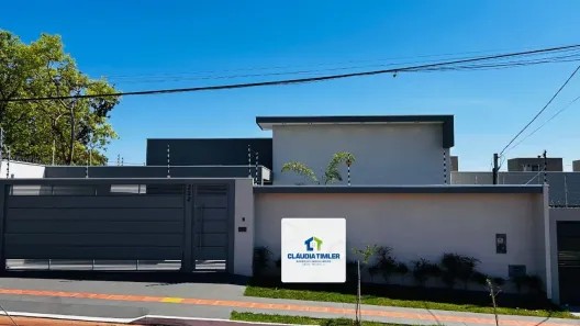 Casa com 3 Quartos à venda, 176m² no Bairro Seminário, Campo Grande