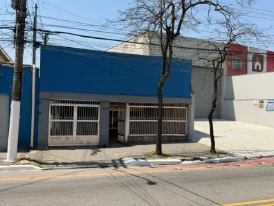Casa com 3 Quartos para alugar, 280m² no Jardim Japão, São Paulo